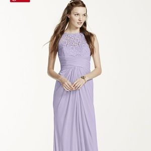 Sleeveless long mesh dress with corded lace
